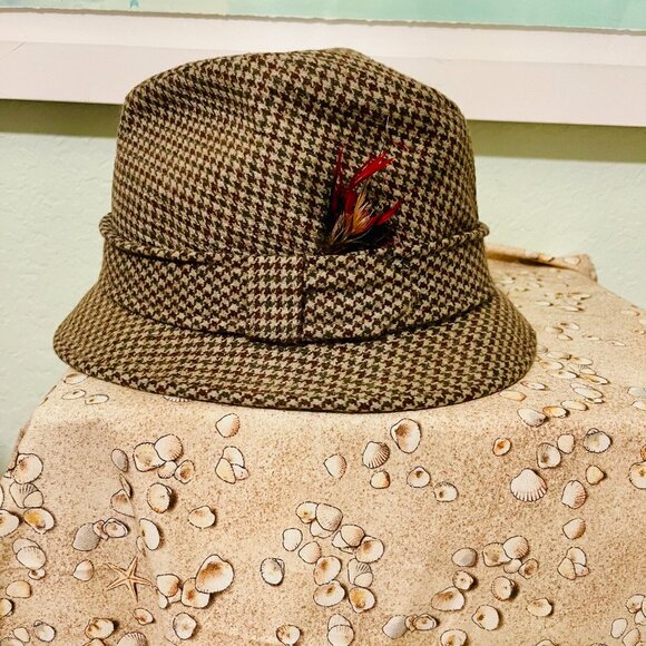 Vintage “Wales #1” Wool Fedora – Medium (7–7⅛) Houndstooth w/ Feather Accent - Picture 6 of 6